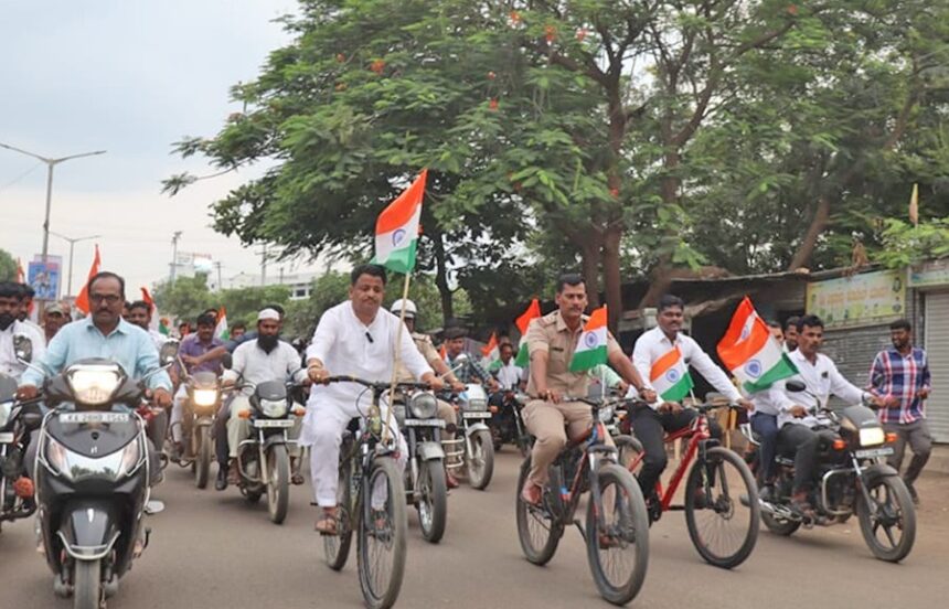 ಸಿಂದಗಿ: ಹರ್ ಘರ್ ತಿರಂಗಾ ಸೈಕಲ್ ಜಾಥಾ