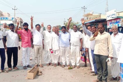 ಗೋಲಗೇರಿಯಲ್ಲಿ ಕಾಂಗ್ರೆಸ್ ಕಾರ್ಯಕರ್ತರ ವಿಜಯೋತ್ಸವ