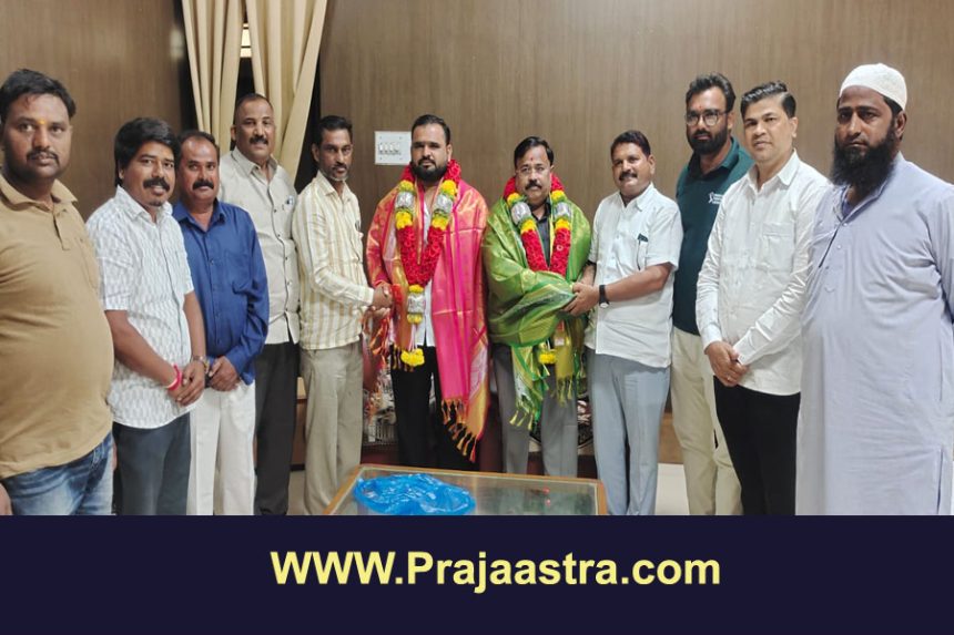 ಸಿಂದಗಿ ಪ್ರೀಮಿಯರ್ ಲೀಗ್ ಅಧ್ಯಕ್ಷರಾಗಿ ಶಾಂತವೀರ ಬಿರಾದಾರ ಆಯ್ಕೆ ಸಿಂದಗಿ ಪ್ರೀಮಿಯರ್ ಲೀಗ್ ಅಧ್ಯಕ್ಷರಾಗಿ ಶಾಂತವೀರ ಬಿರಾದಾರ ಆಯ್ಕೆ