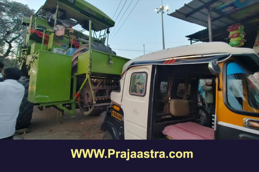 ದೇವರ ಹಿಪ್ಪರಗಿ: ಆಟೋಗೆ ಬೃಹತ್ ವಾಹನ ಡಿಕ್ಕಿ