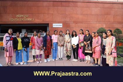 ವಿದ್ಯಾರ್ಥಿನಿಯರಿಗೆ ಸಂಸತ್ ಕಲಾಪ ವೀಕ್ಷಿಸಲು ಅವಕಾಶ ಮಾಡಿದ ಸಂಸದೆ