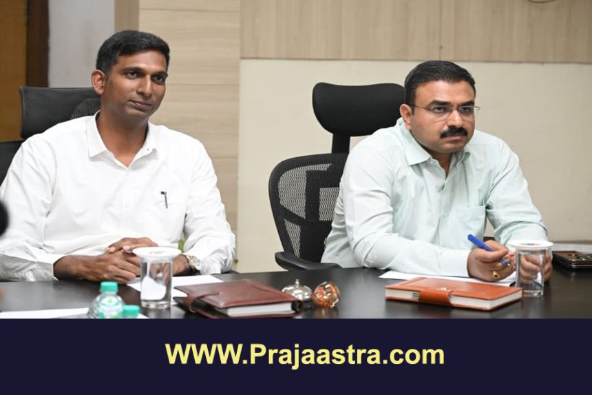 ವಿಜಯಪುರಕ್ಕೆ ಸಿಎಂ ಸಿದ್ದರಾಮಯ್ಯ ಆಗಮನ, ಅಗತ್ಯ ಕ್ರಮಕ್ಕೆ ಡಿಸಿ ಸೂಚನೆ