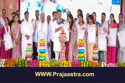 ಆಕ್ಸಿಜನ್ ದುರಂತ ಪ್ರಕರಣ: ನೇಮಕ ಪತ್ರ ವಿತರಿಸಿದ ಸಿಎಂ, ಡಿಸಿಎಂ